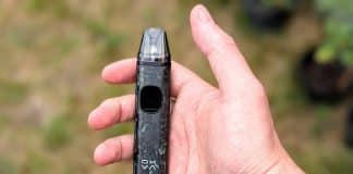 oxva xlim pro 2 dna pod in hand